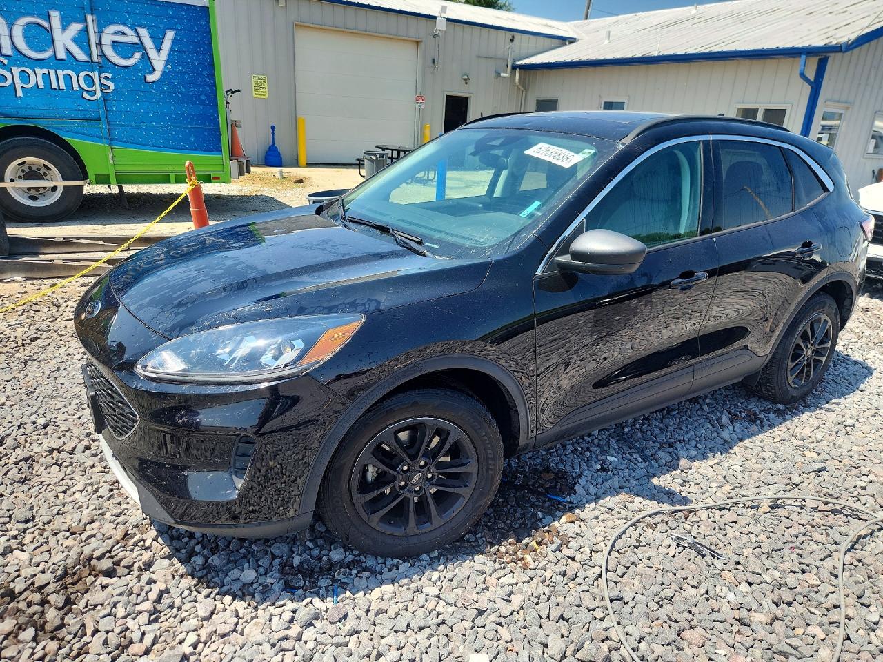 1FMCU0G69NUB70705 · 2022 FORD ESCAPE