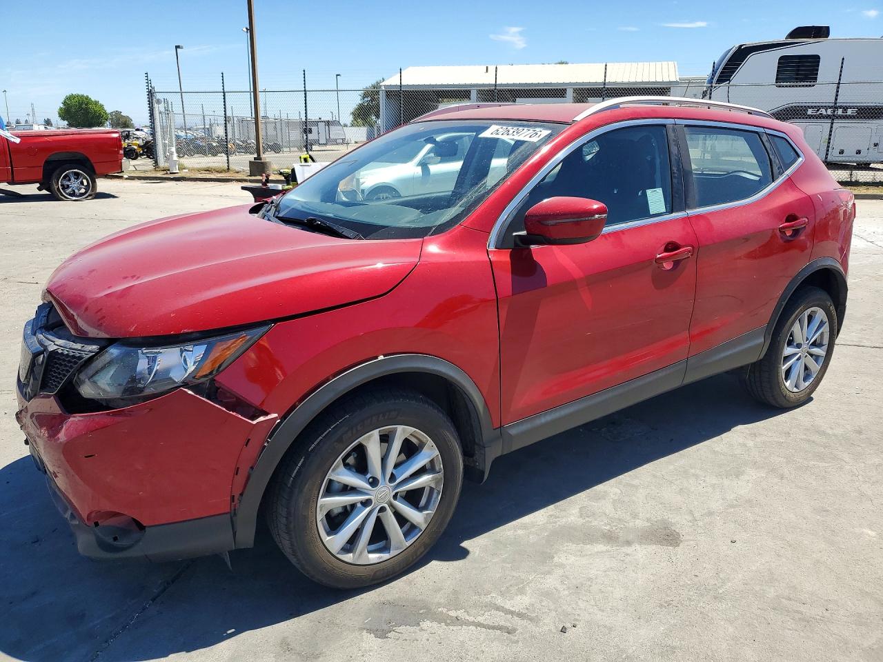 JN1BJ1CP8JW165168 · 2018 NISSAN ROGUE SPORT