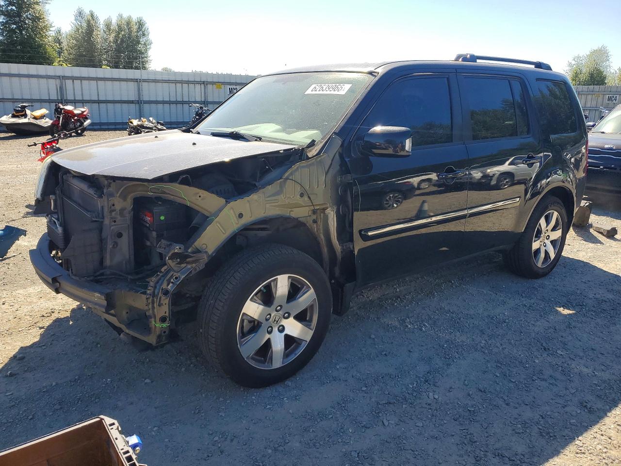 5FNYF4H94FB002002 · 2015 HONDA PILOT