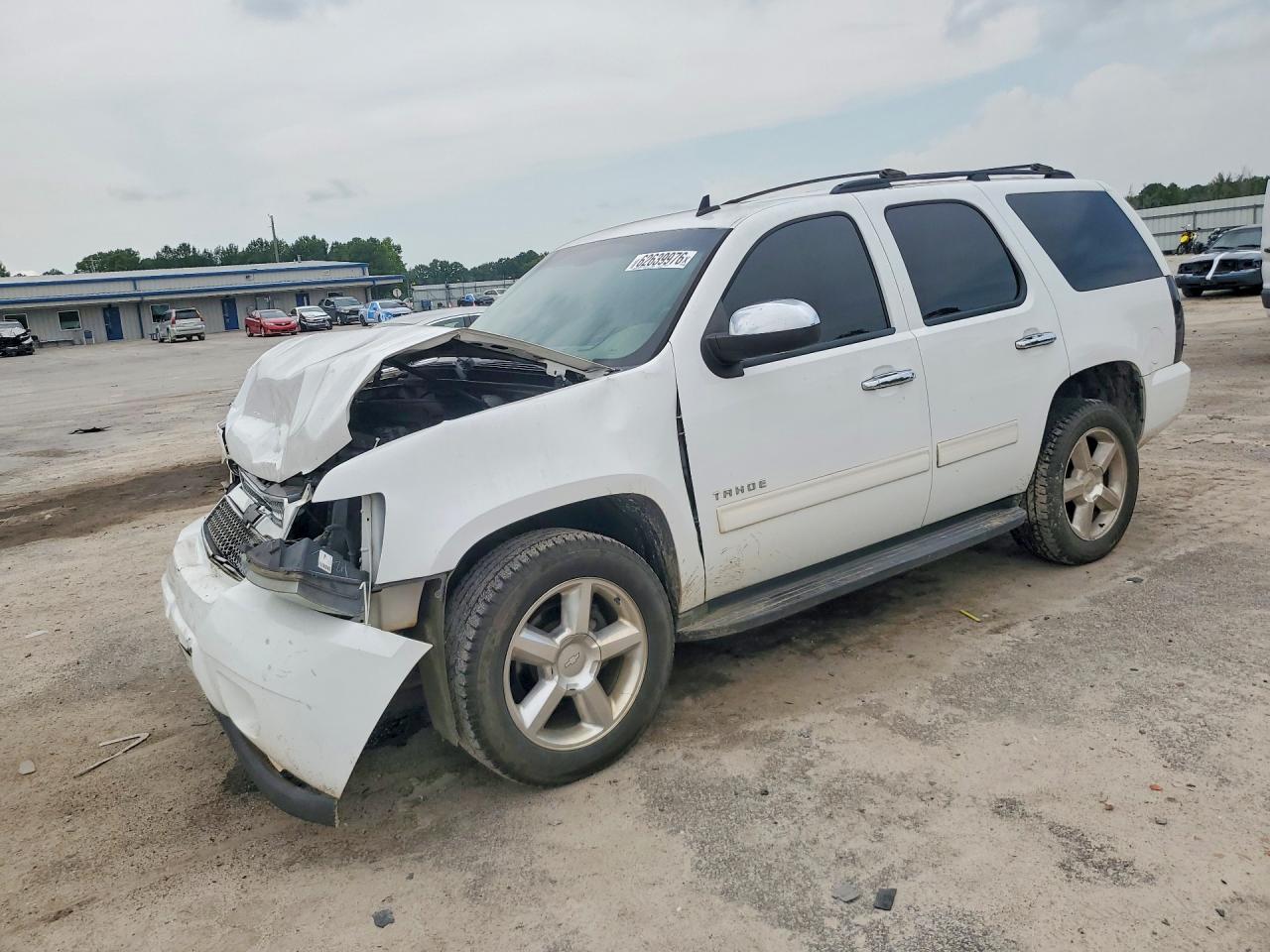 2011 CHEVROLET TAHOE