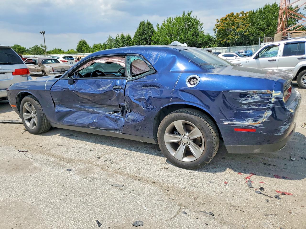2C3CDZAG3GH285126 · 2016 DODGE CHALLENGER · 2/12