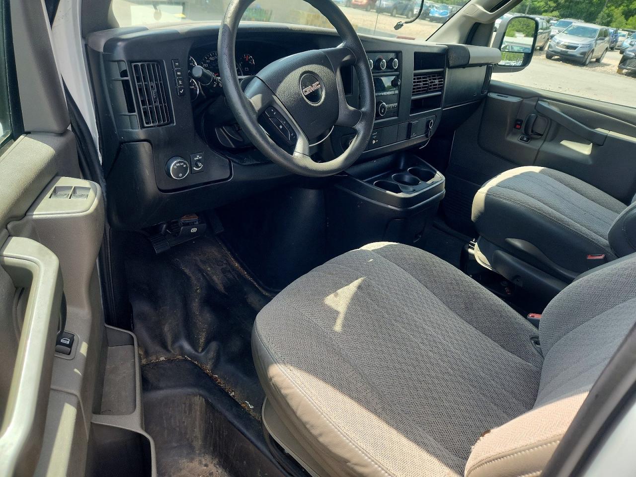 1GTW7AFF8H1110260 · 2017 GMC SAVANA · 8/13