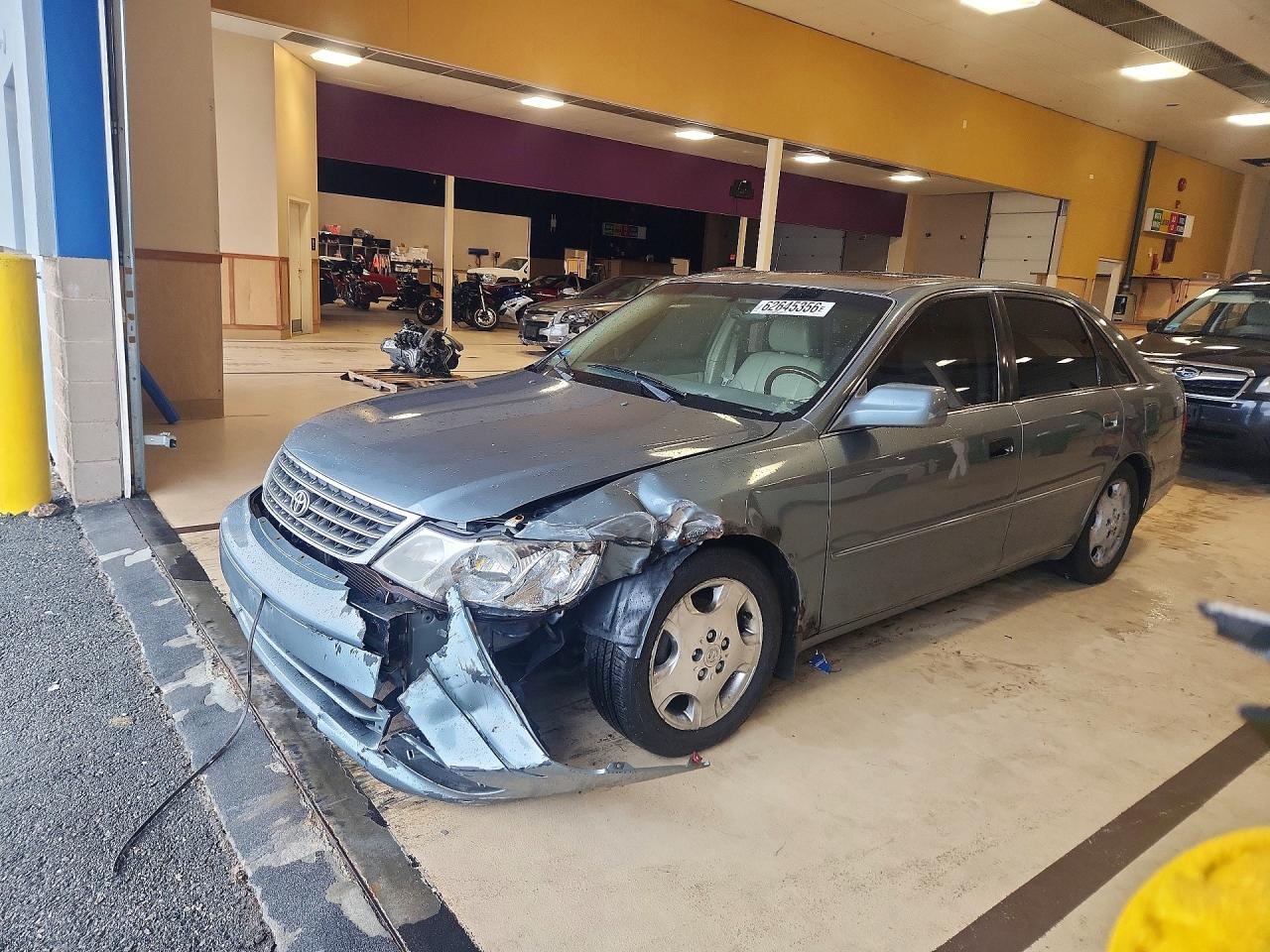 4T1BF28B84U372737 · 2004 TOYOTA AVALON