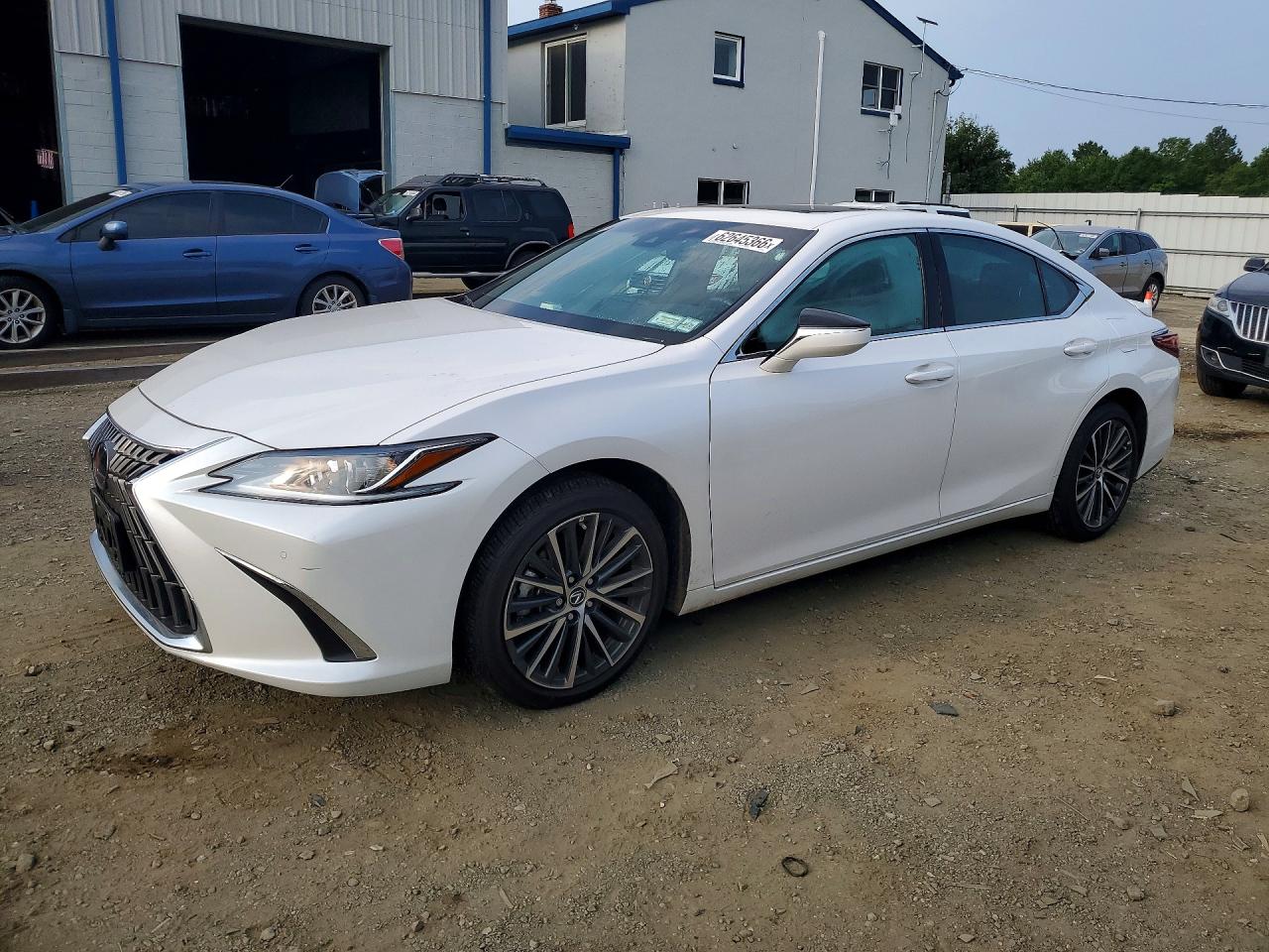 58ADZ1B13SU190198 · 2025 LEXUS ES 350