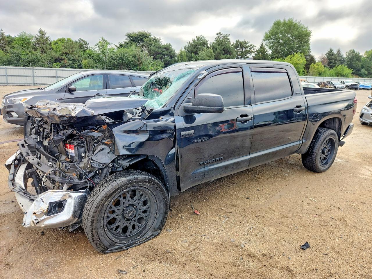 5TFDY5F10MX043807 · 2021 TOYOTA TUNDRA