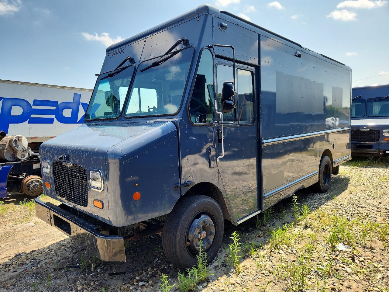 4UZAC2GA8MCMM9710 · 2021 FREIGHTLINER MT45 CHASSIS
