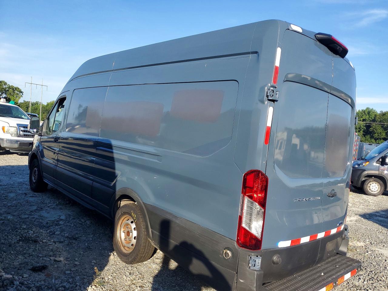 1FTBR3X87LKB27123 · 2020 FORD TRANSIT · 2/12