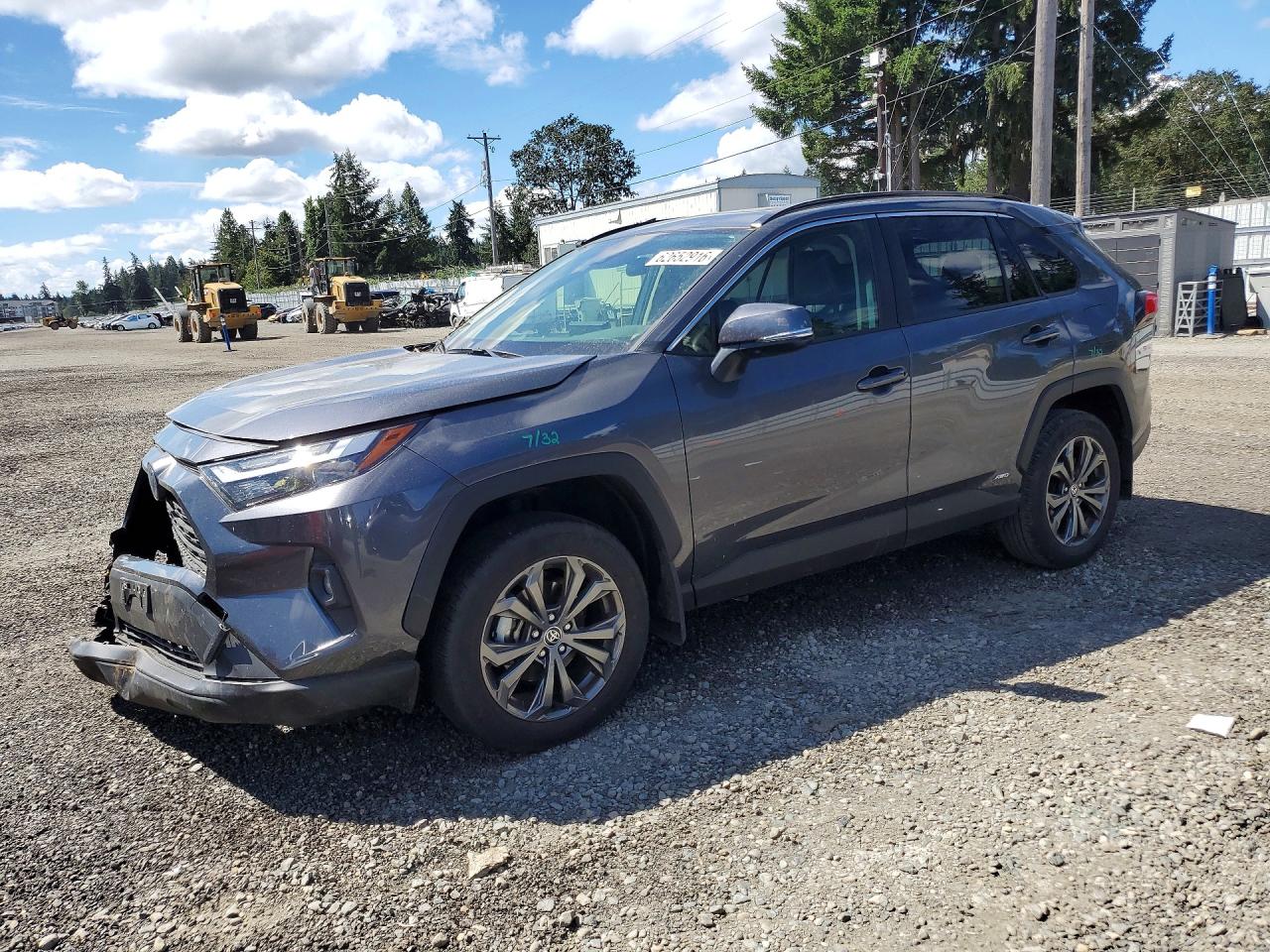 JTMB6RFV2RD138269 · 2024 TOYOTA RAV4