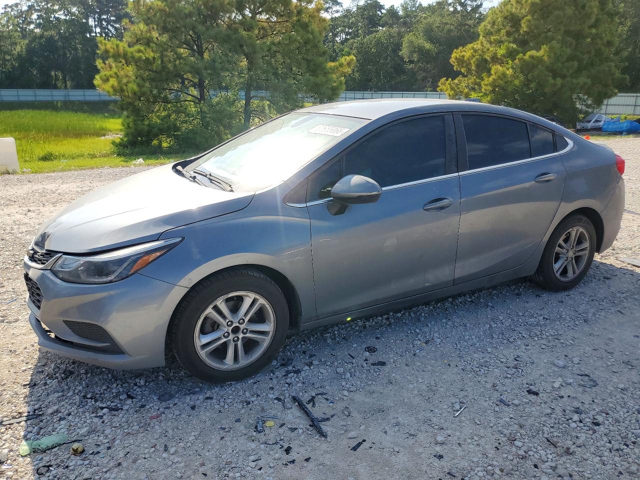 1G1BE5SMXJ7140274 · 2018 CHEVROLET CRUZE