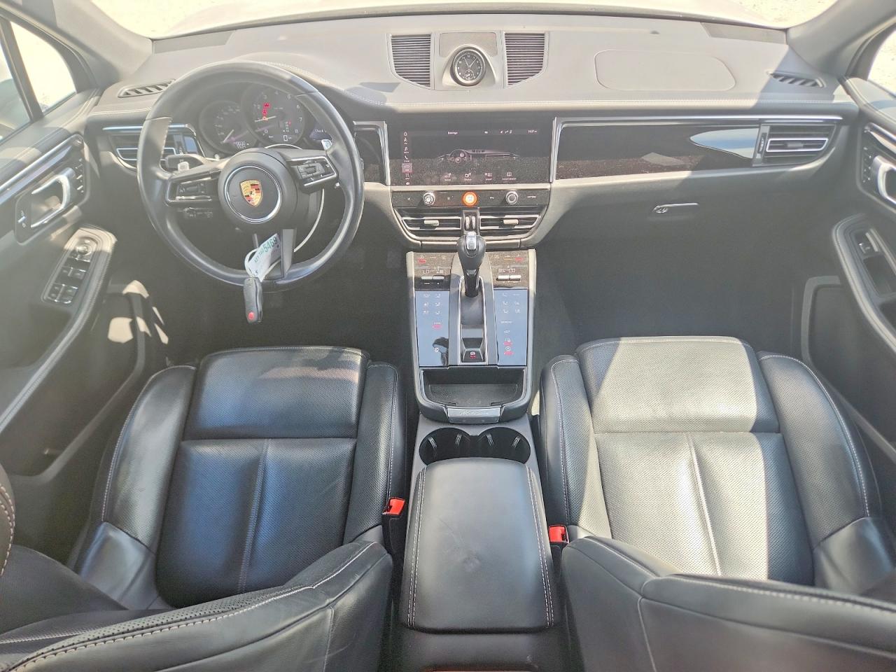 WP1AA2A59PLB12794 · 2023 PORSCHE MACAN · 8/14