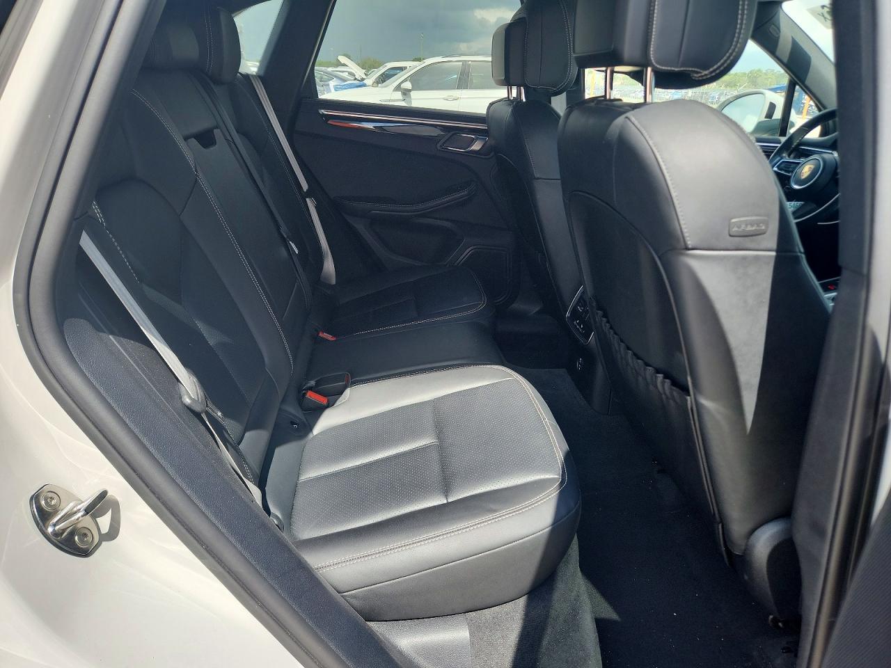 WP1AA2A59PLB12794 · 2023 PORSCHE MACAN · 11/14