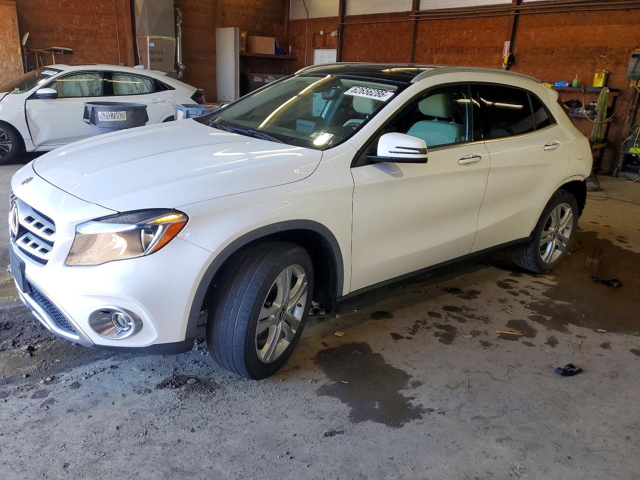 2019 MERCEDES-BENZ GLA