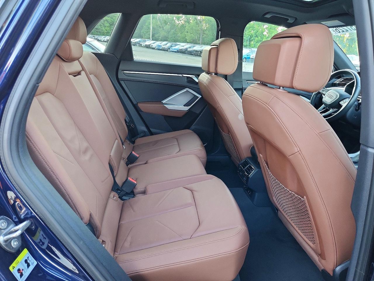 WA1BUCF33M1110227 · 2021 AUDI Q3 · 11/13
