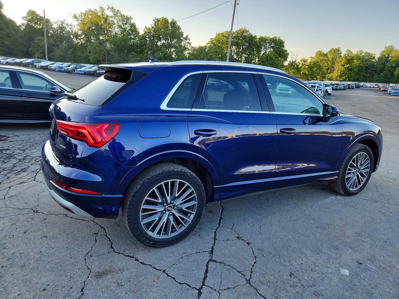 WA1BUCF33M1110227 · 2021 AUDI Q3 · 3/13