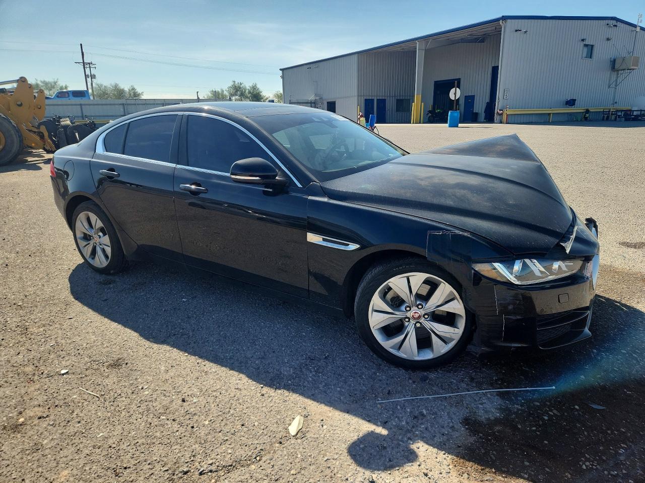 SAJAE4FX8JCP25638 · 2018 JAGUAR XE · 4/12