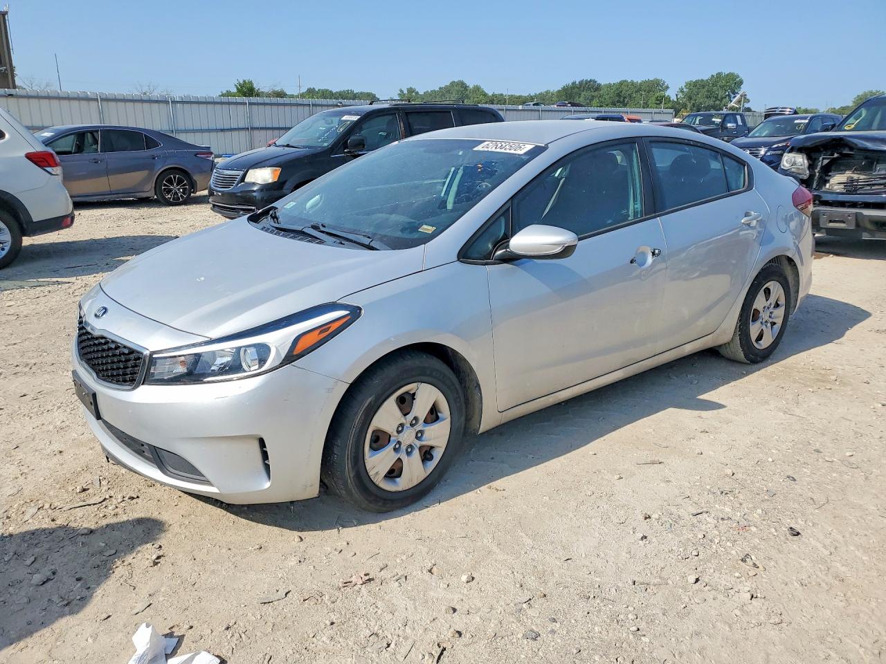 3KPFK4A73JE234584 · 2018 KIA FORTE