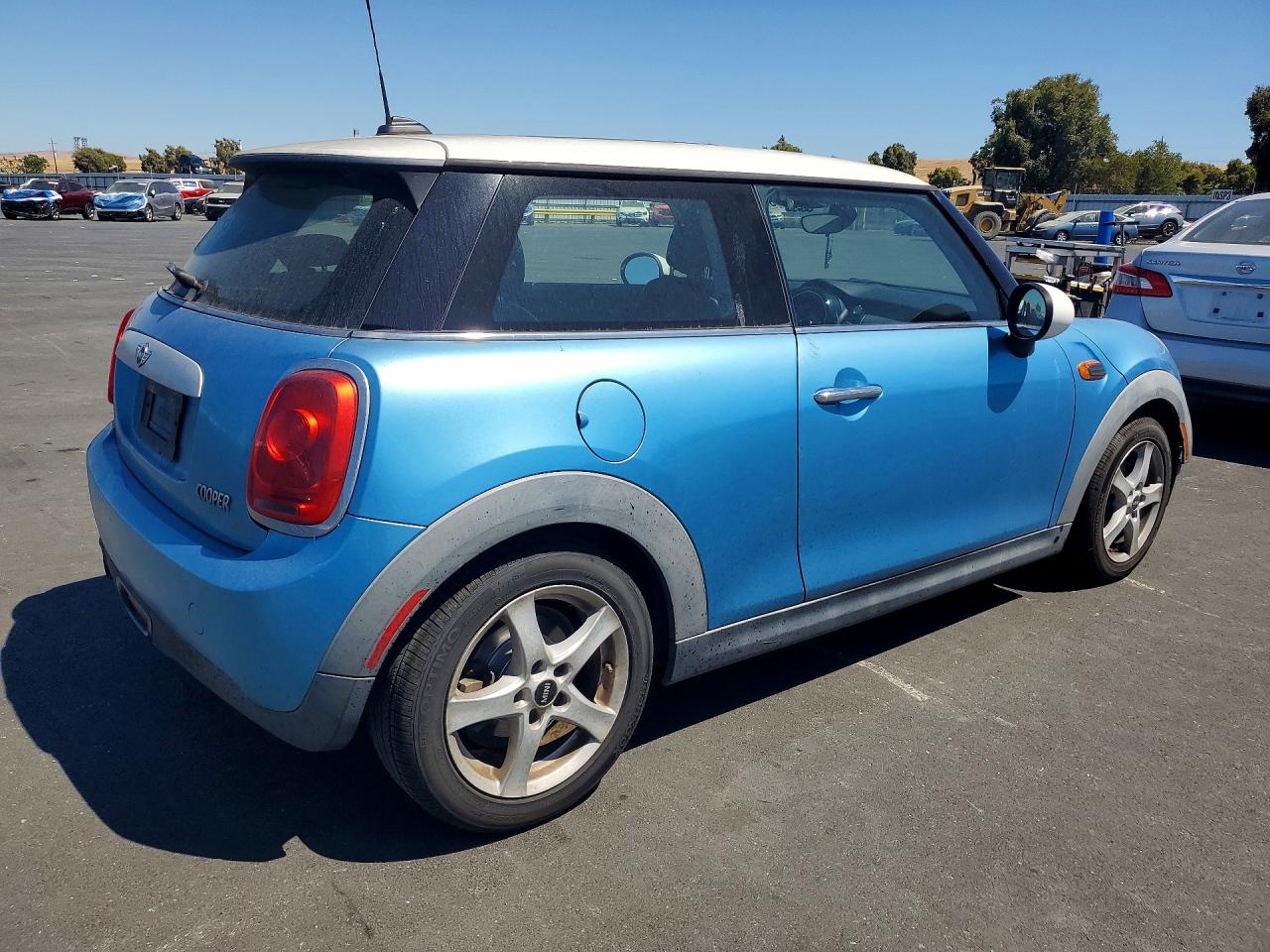 WMWXM5C54F3A57722 · 2015 MINI COOPER · 3/12