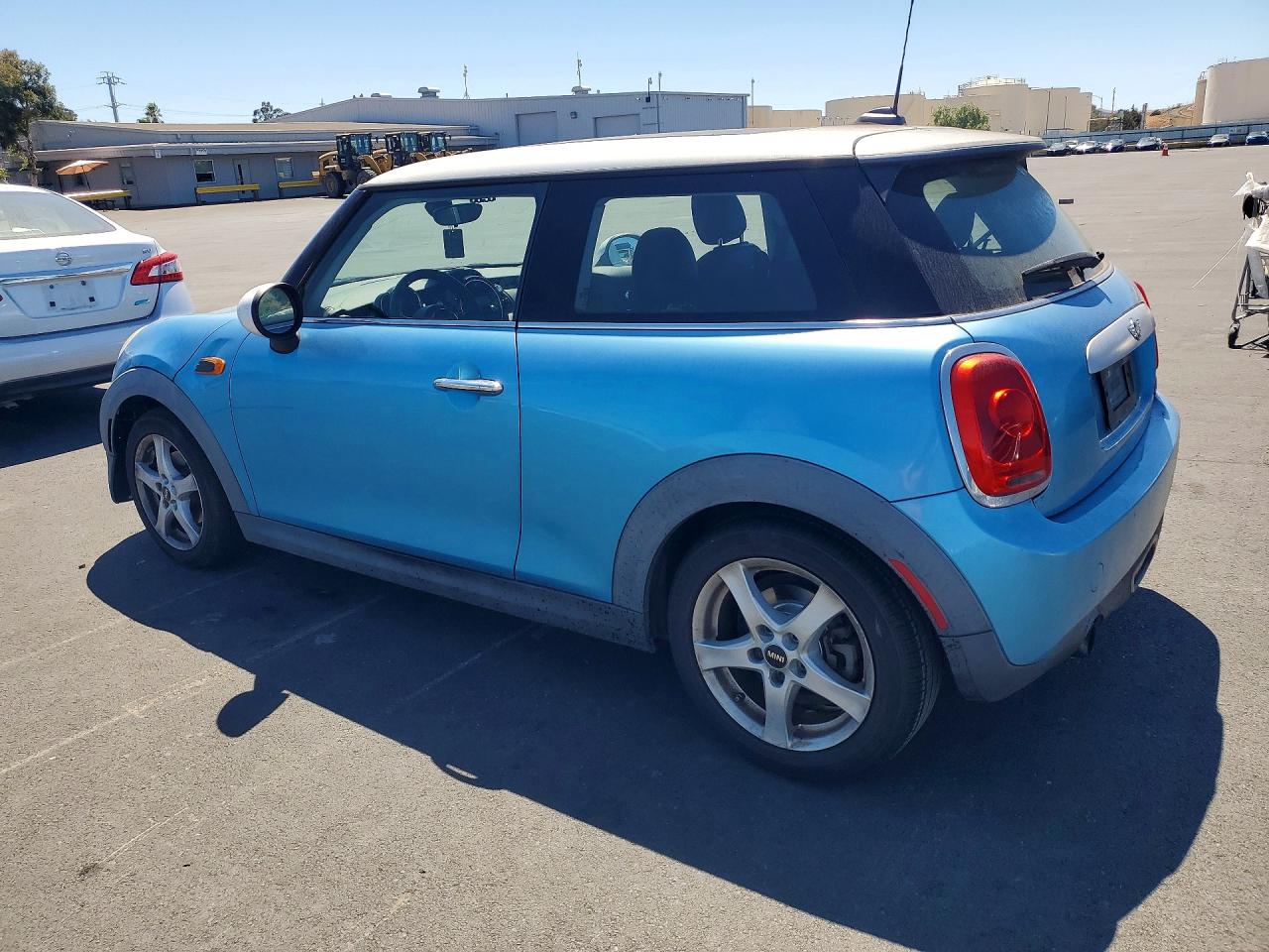 WMWXM5C54F3A57722 · 2015 MINI COOPER · 2/12
