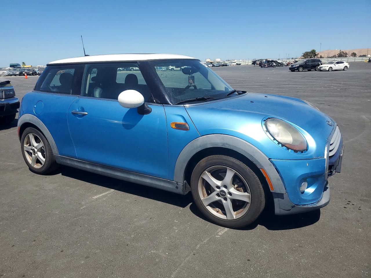WMWXM5C54F3A57722 · 2015 MINI COOPER · 4/12