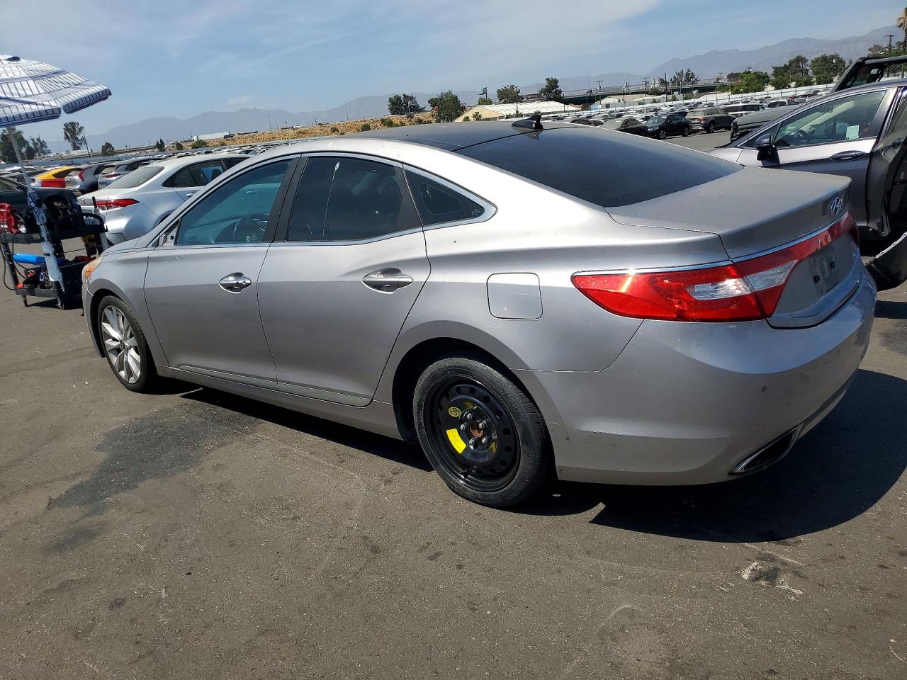KMHFH4JG3CA179456 · 2012 HYUNDAI AZERA · 2/12