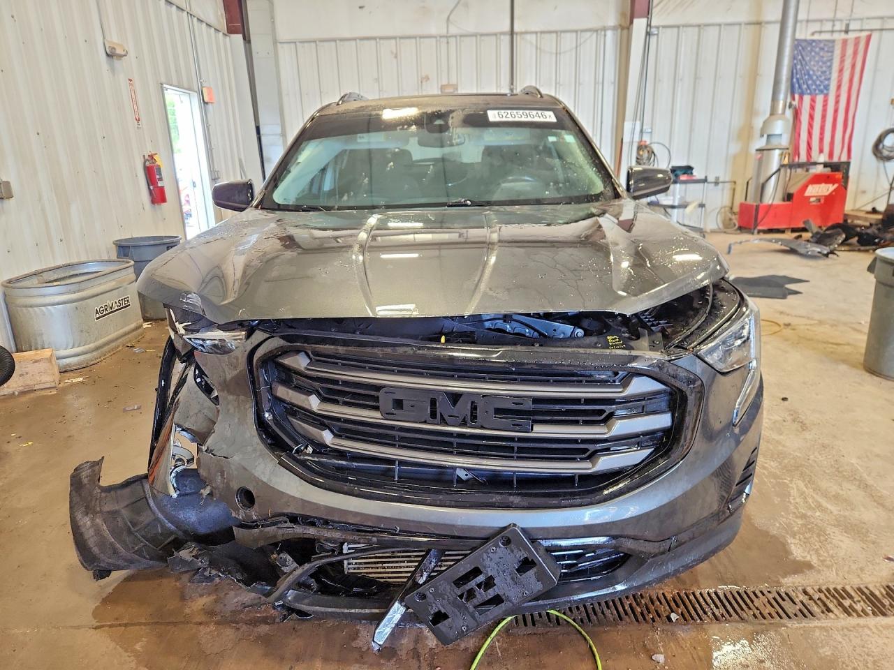 3GKALTEV2LL151368 · 2020 GMC TERRAIN · 5/13