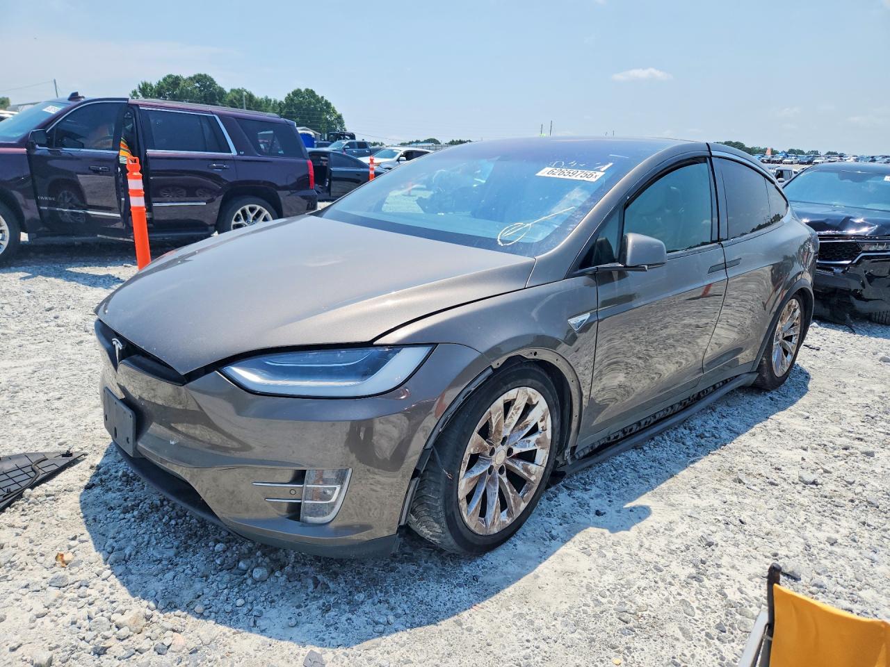 5YJXCAE47GFS00618 · 2016 TESLA MODEL X