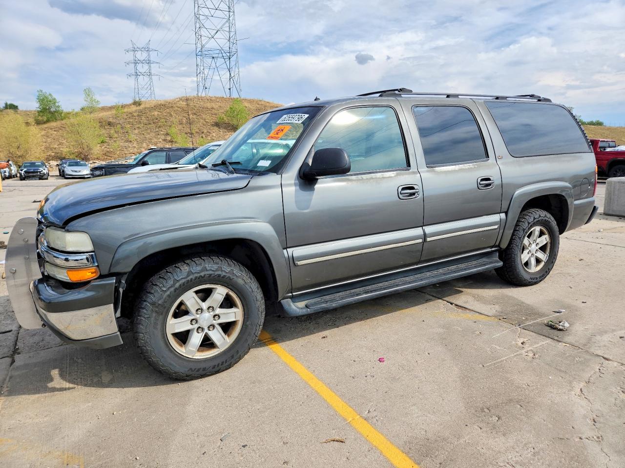 1GNFK16Z62J205763 · 2002 CHEVROLET SUBURBAN