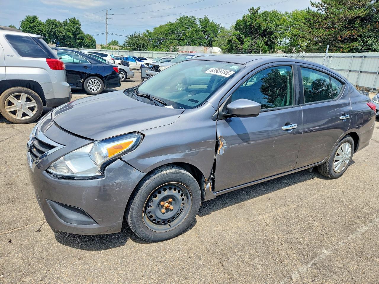 3N1CN7AP8KL848588 · 2019 NISSAN VERSA
