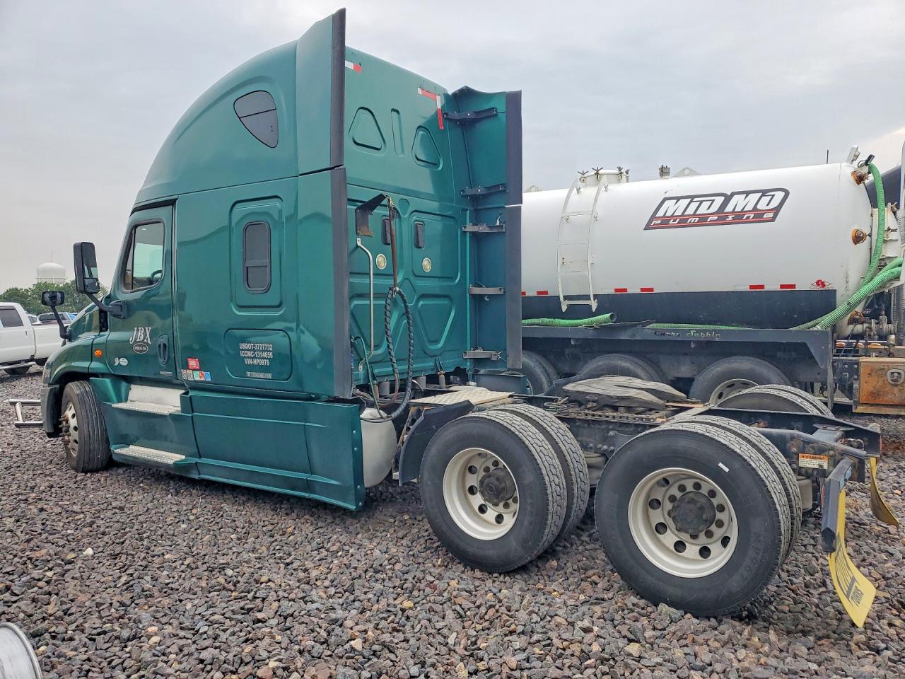 3AKJGLDR9HSHP0976 · 2017 FREIGHTLINER CASCADIA 125 · 2/14