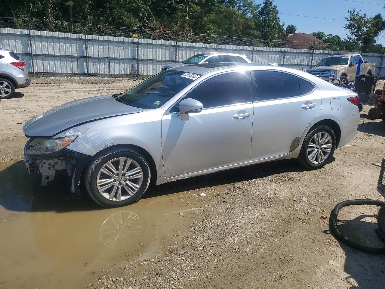 JTHBK1GG7F2161243 · 2015 LEXUS ES