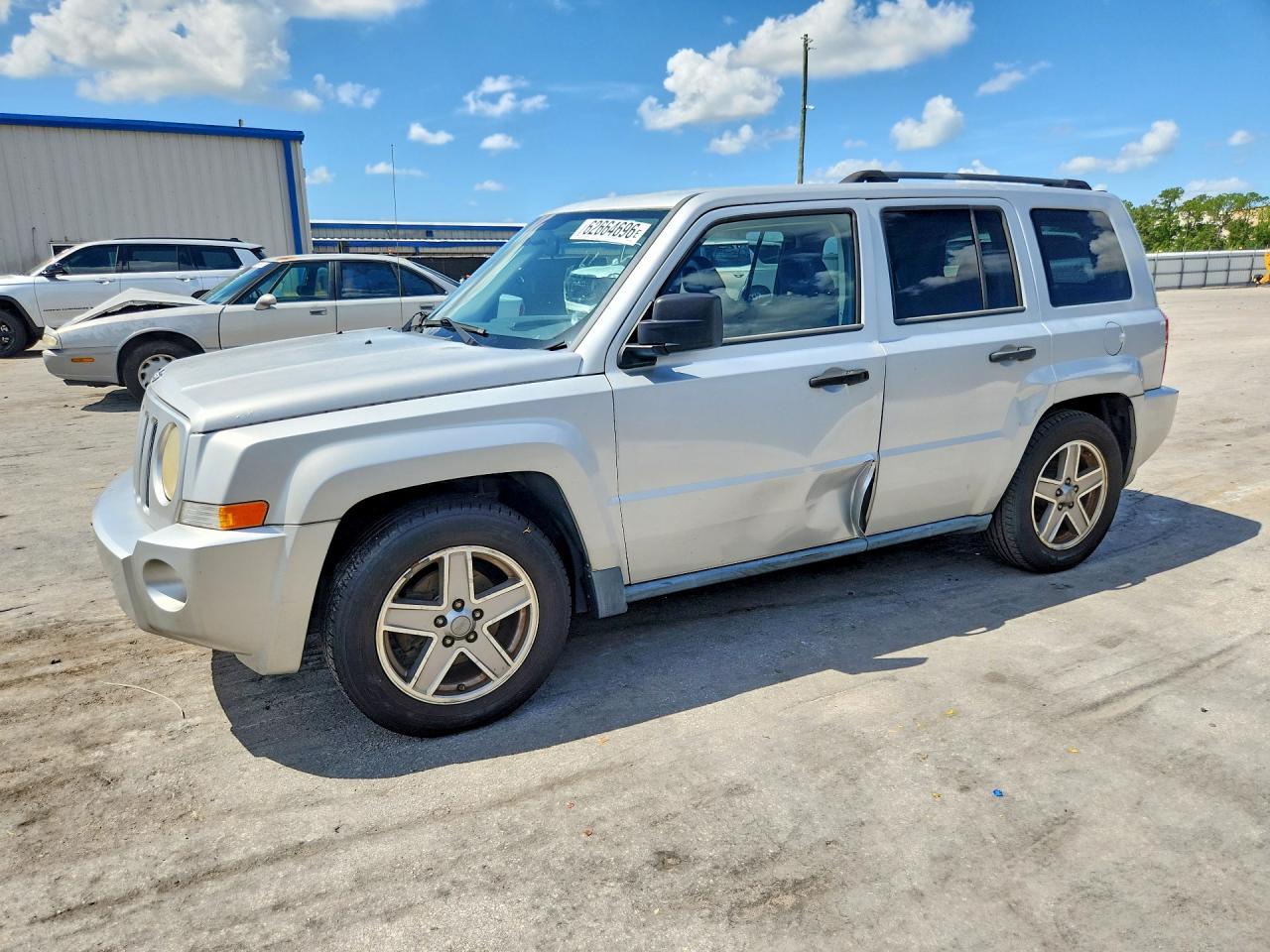 1J8FF28W68D537286 · 2008 JEEP PATRIOT