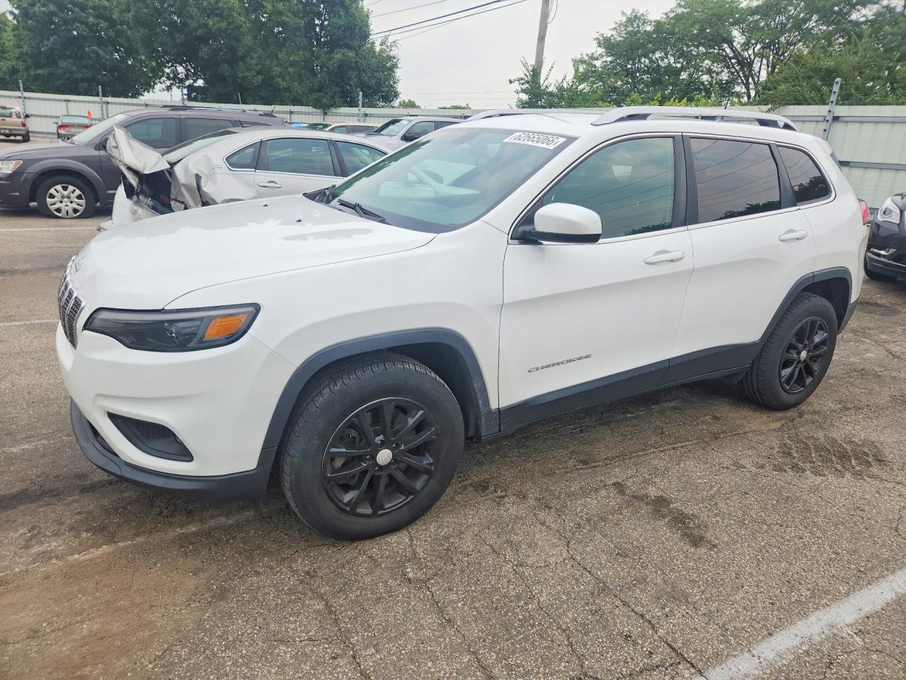 1C4PJMCB6KD106853 · 2019 JEEP CHEROKEE