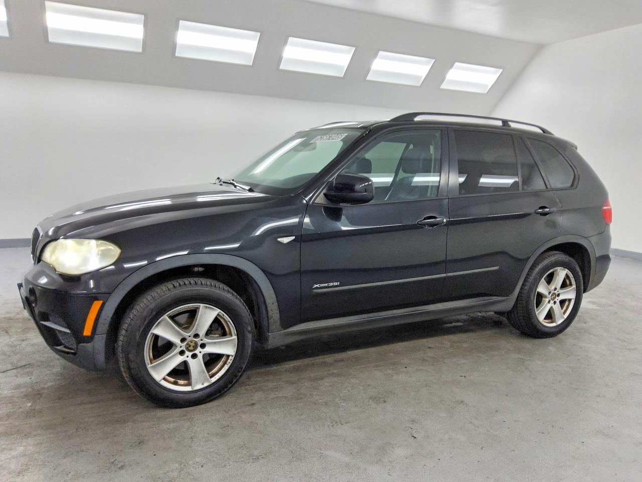 5UXZV4C55CL765052 · 2012 BMW X5