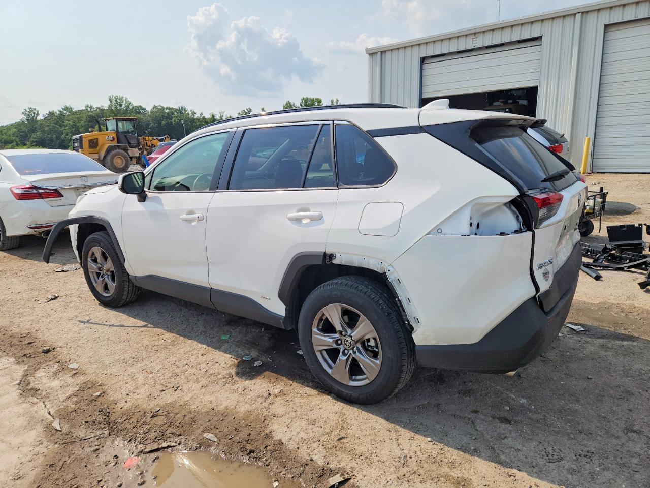 JTMRWRFV1SD332487 · 2025 TOYOTA RAV4 HYBRID · 2/13