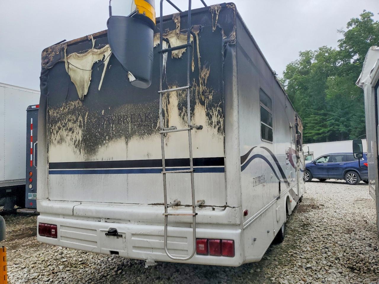 1FCNF53S330A02876 · 2003 FORD F550 · 4/10