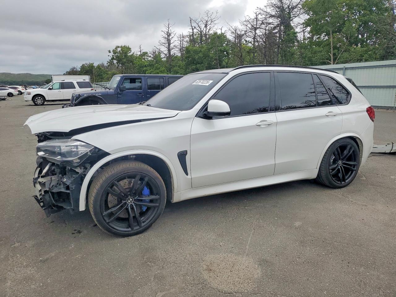 5YMKT6C3XH0U39153 · 2017 BMW X5