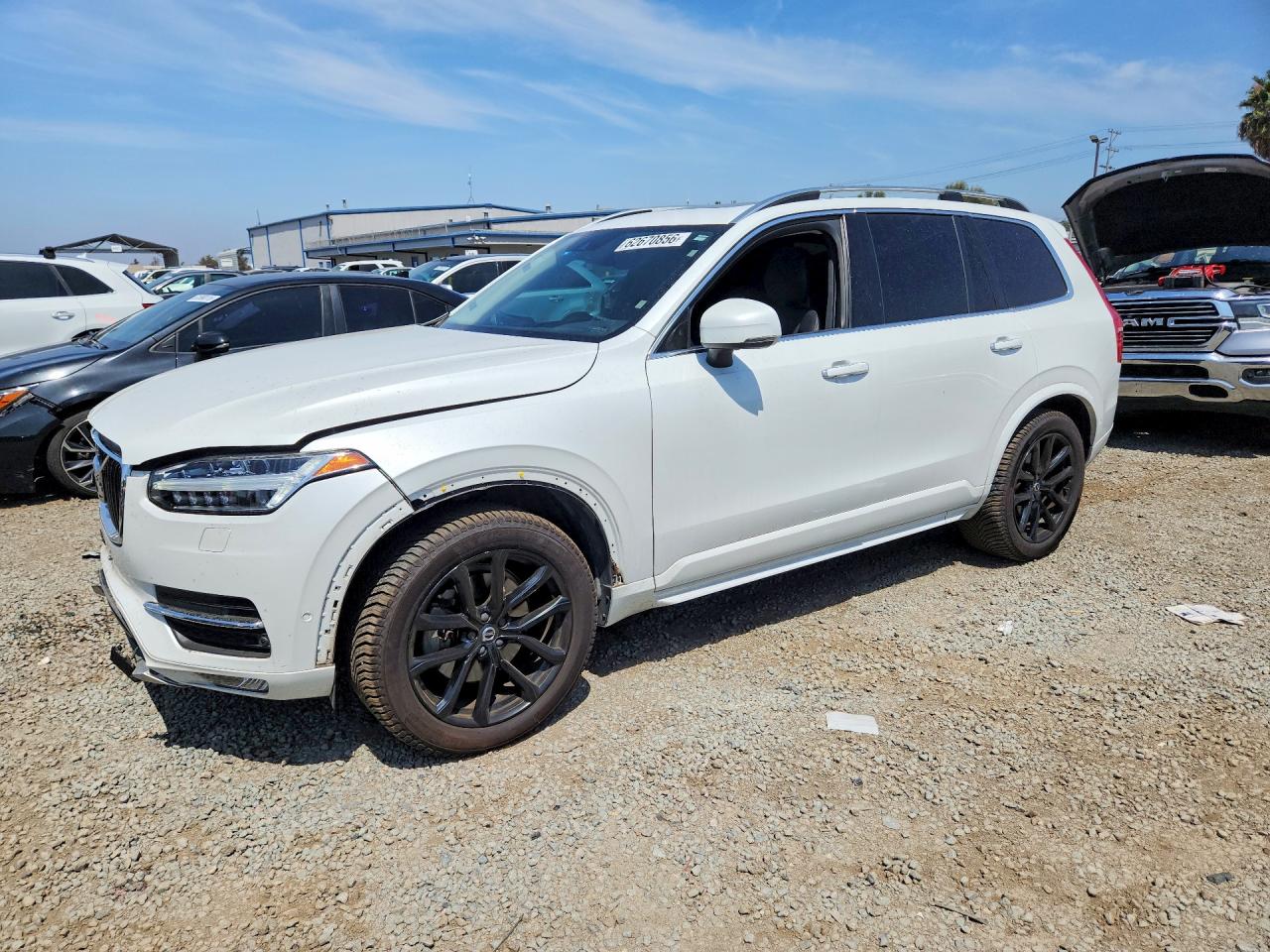 YV4A22PK5J1372900 · 2018 VOLVO XC90