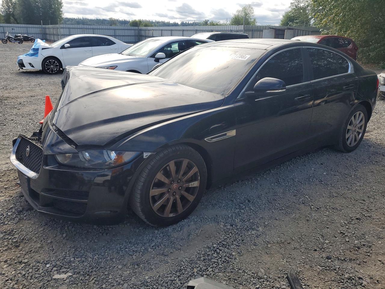 SAJAR4FX6KCP48194 · 2019 JAGUAR XE