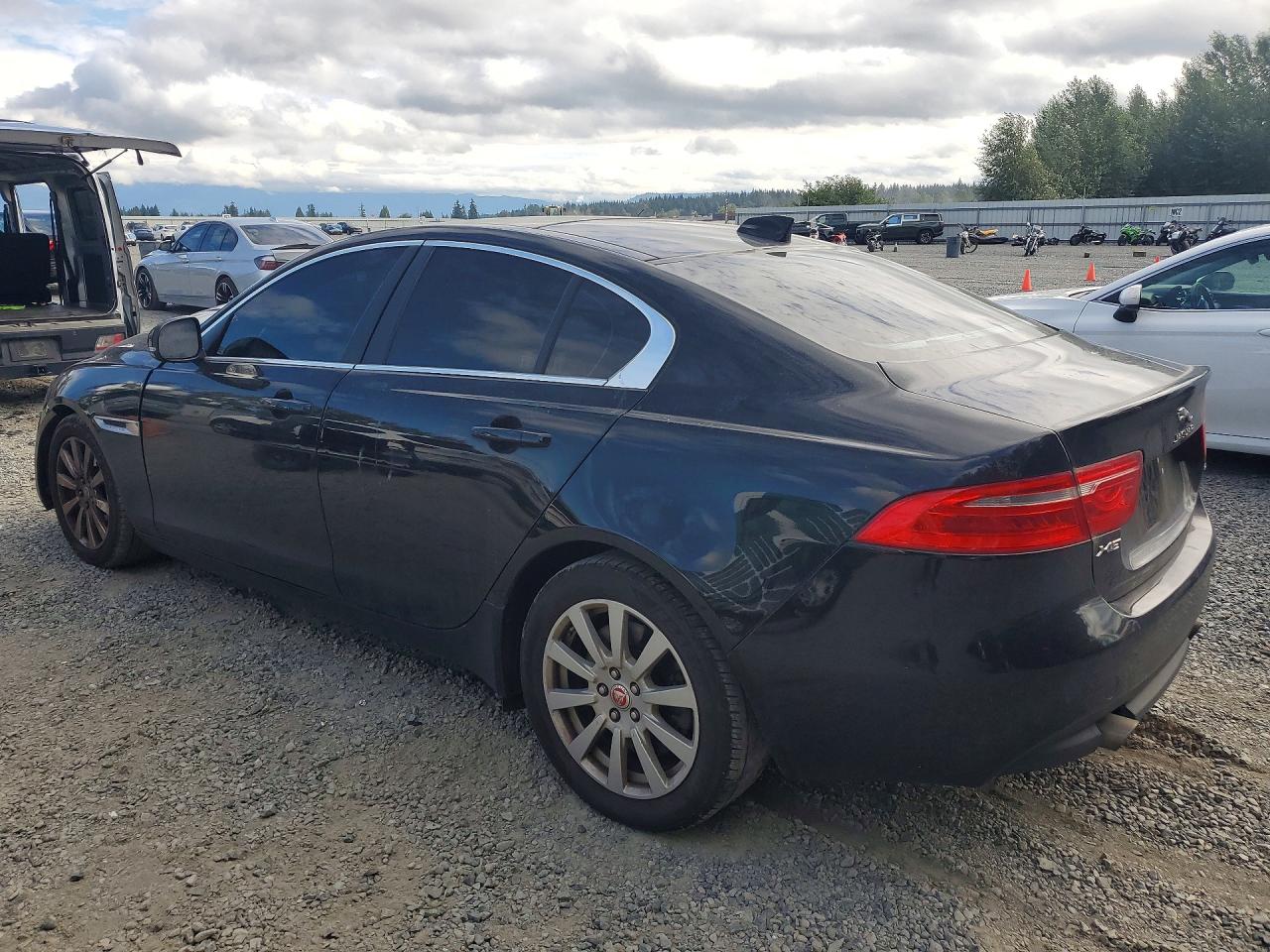 SAJAR4FX6KCP48194 · 2019 JAGUAR XE · 2/12