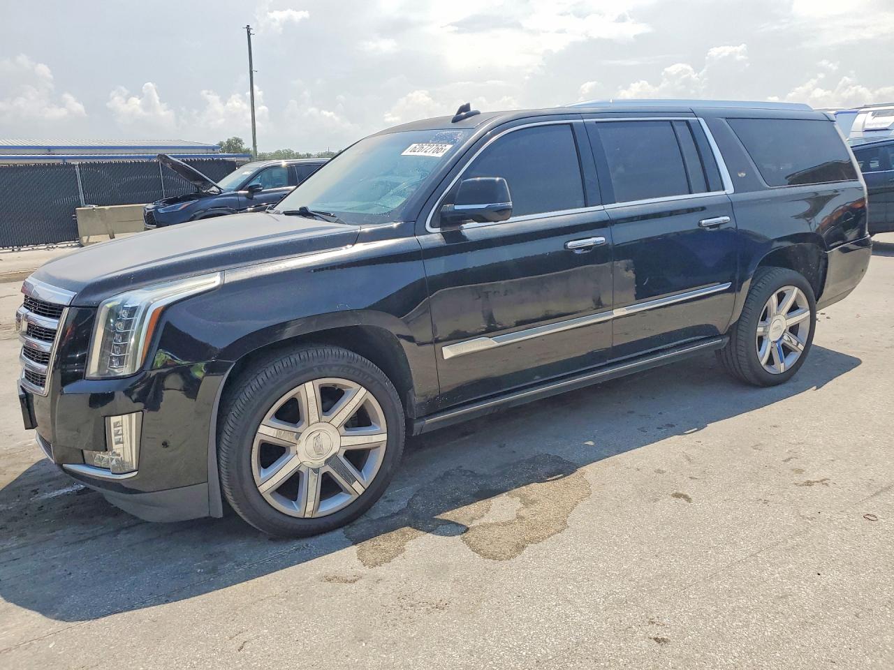 1GYS4JKJ3HR264162 · 2017 CADILLAC ESCALADE