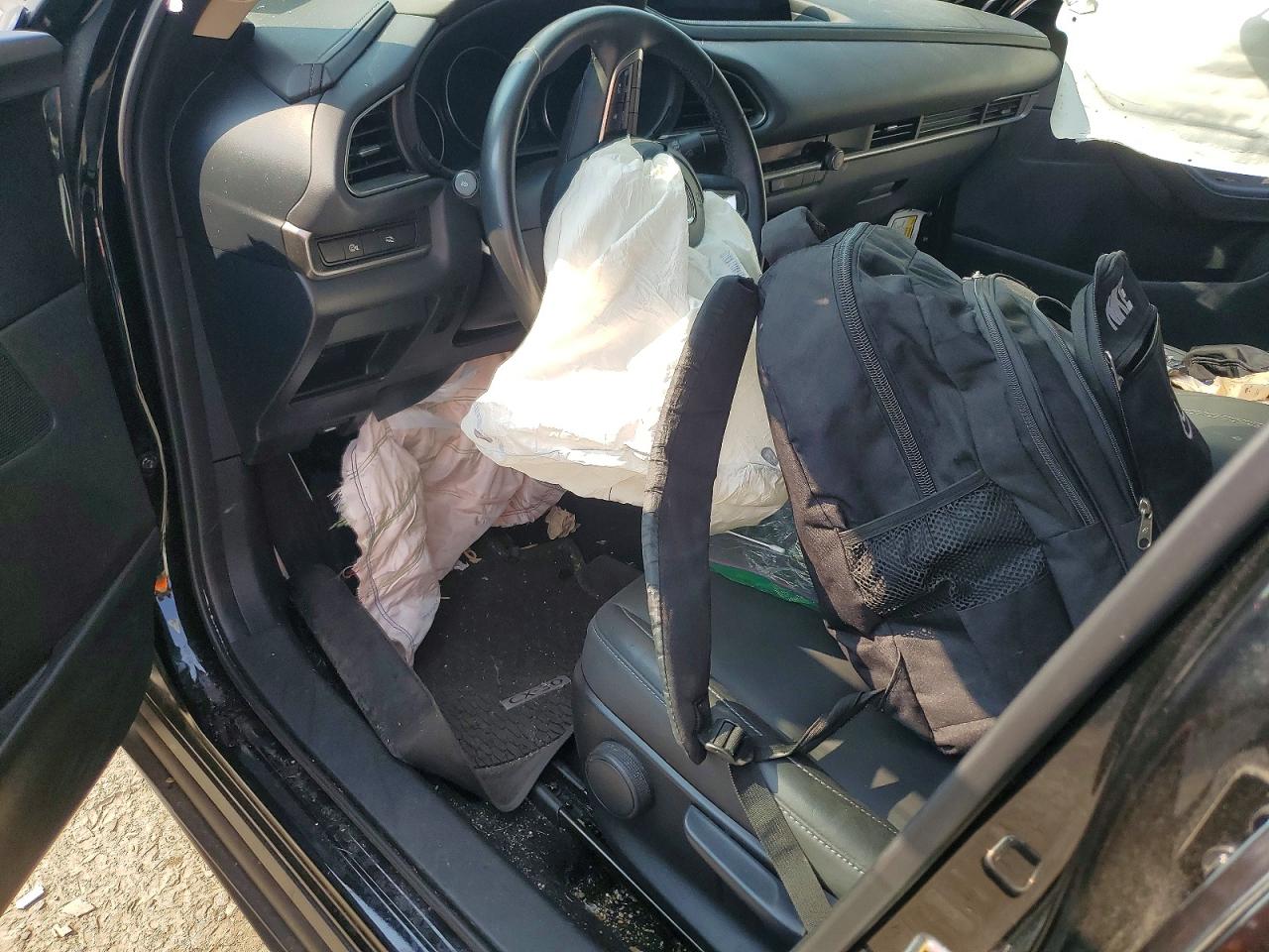3MVDMBBM5RM690371 · 2024 MAZDA CX-30 · 8/12