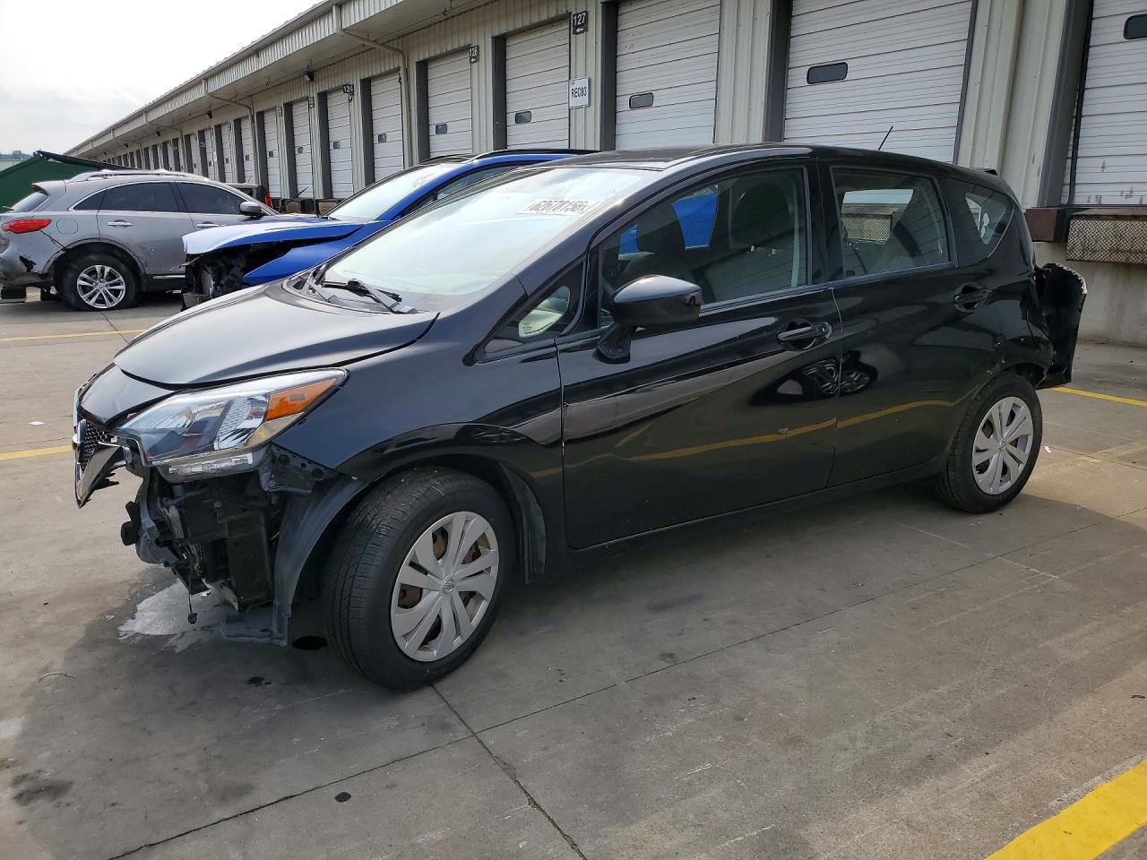 3N1CE2CP9JL352049 · 2018 NISSAN VERSA NOTE