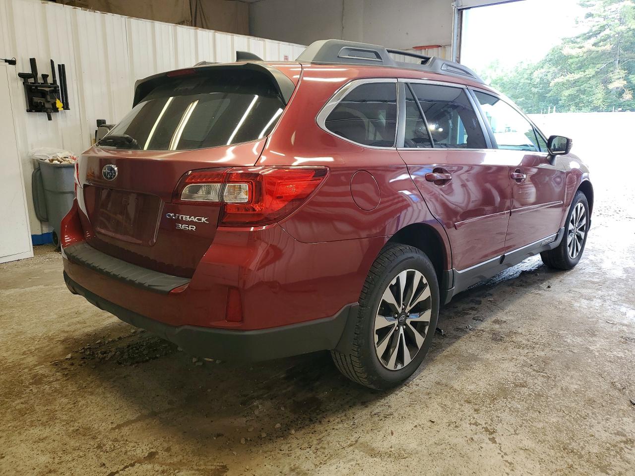 4S4BSENC3G3329721 · 2016 SUBARU OUTBACK · 3/12