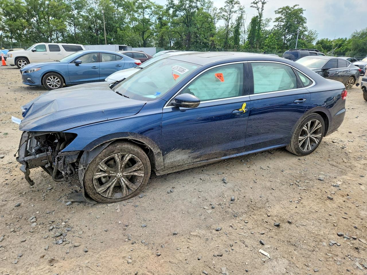 2021 VOLKSWAGEN PASSAT