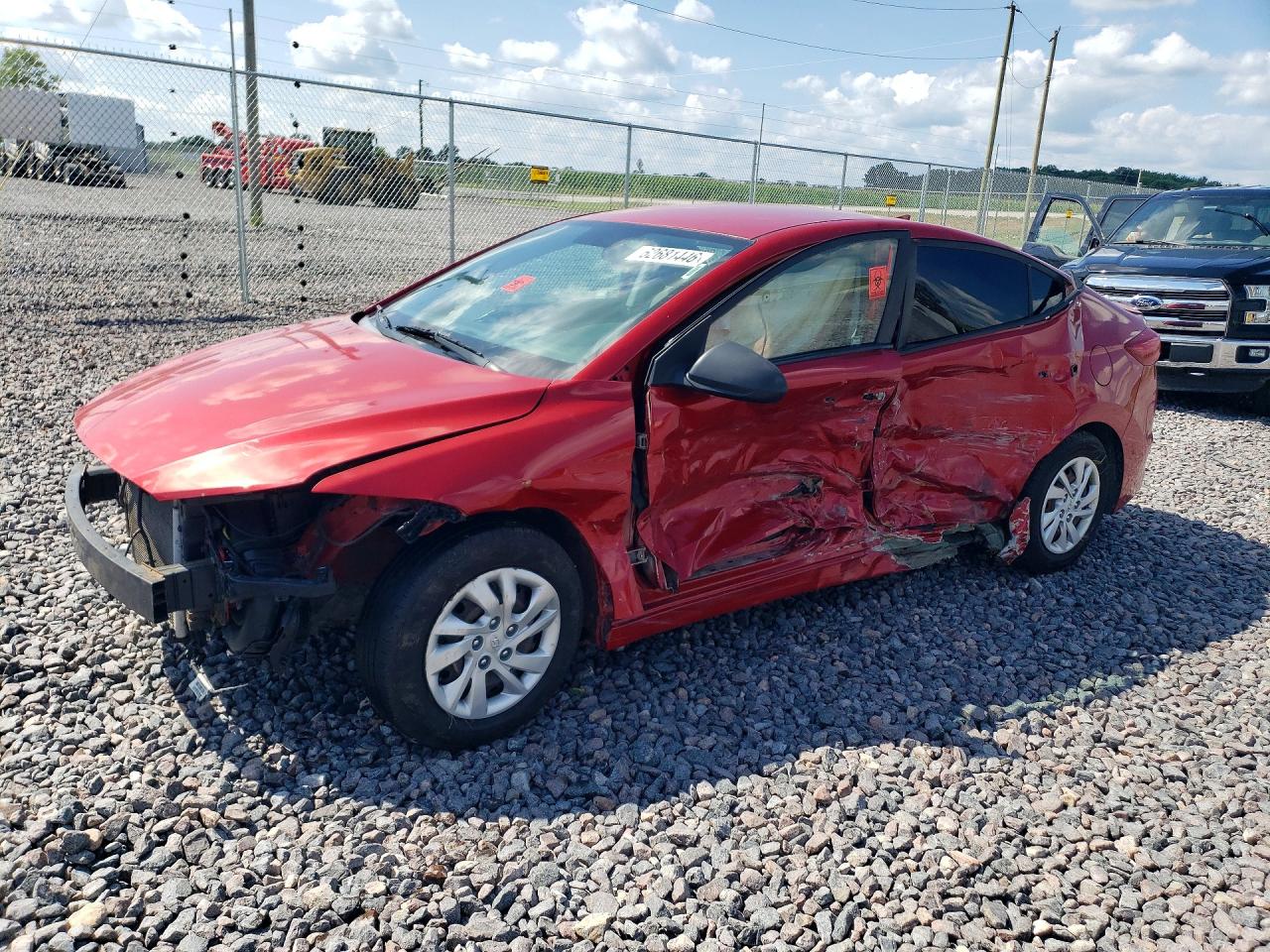 5NPD74LFXHH161670 · 2017 HYUNDAI ELANTRA