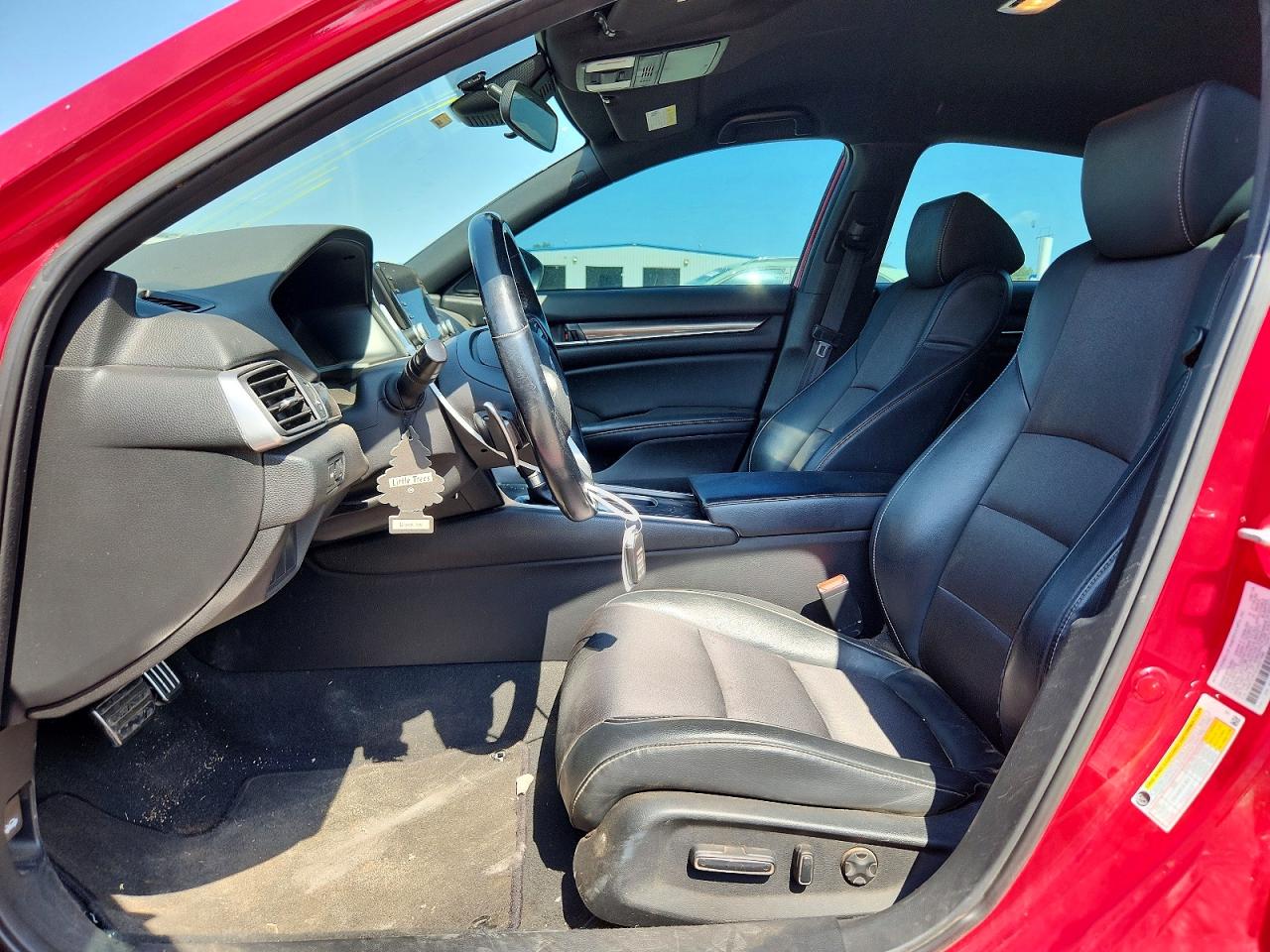 1HGCV1F32JA221649 · 2018 HONDA ACCORD · 7/13