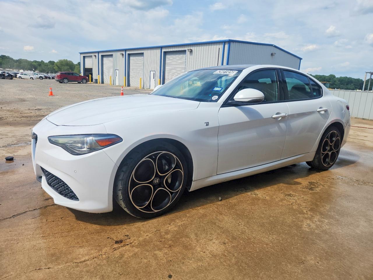 ZARFANBN1N7656189 · 2022 ALFA ROMEO GIULIA