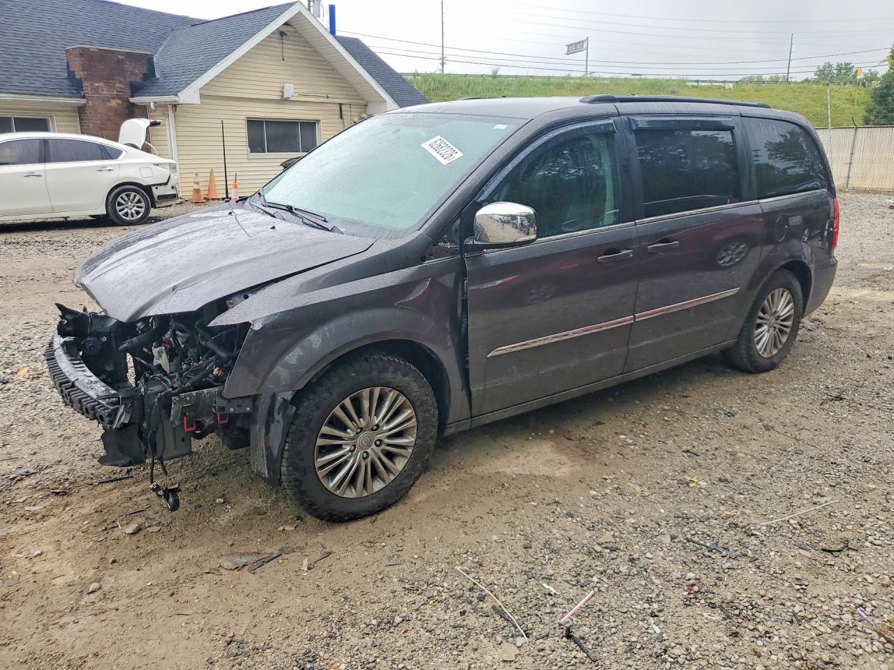 2C4RC1CG5FR617843 · 2015 CHRYSLER TOWN & COUNTRY
