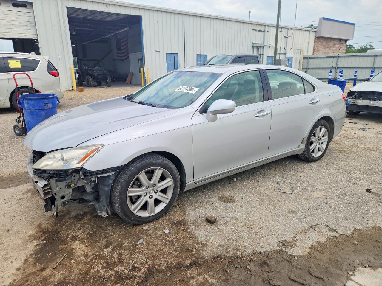 JTHBJ46G482193768 · 2008 LEXUS ES