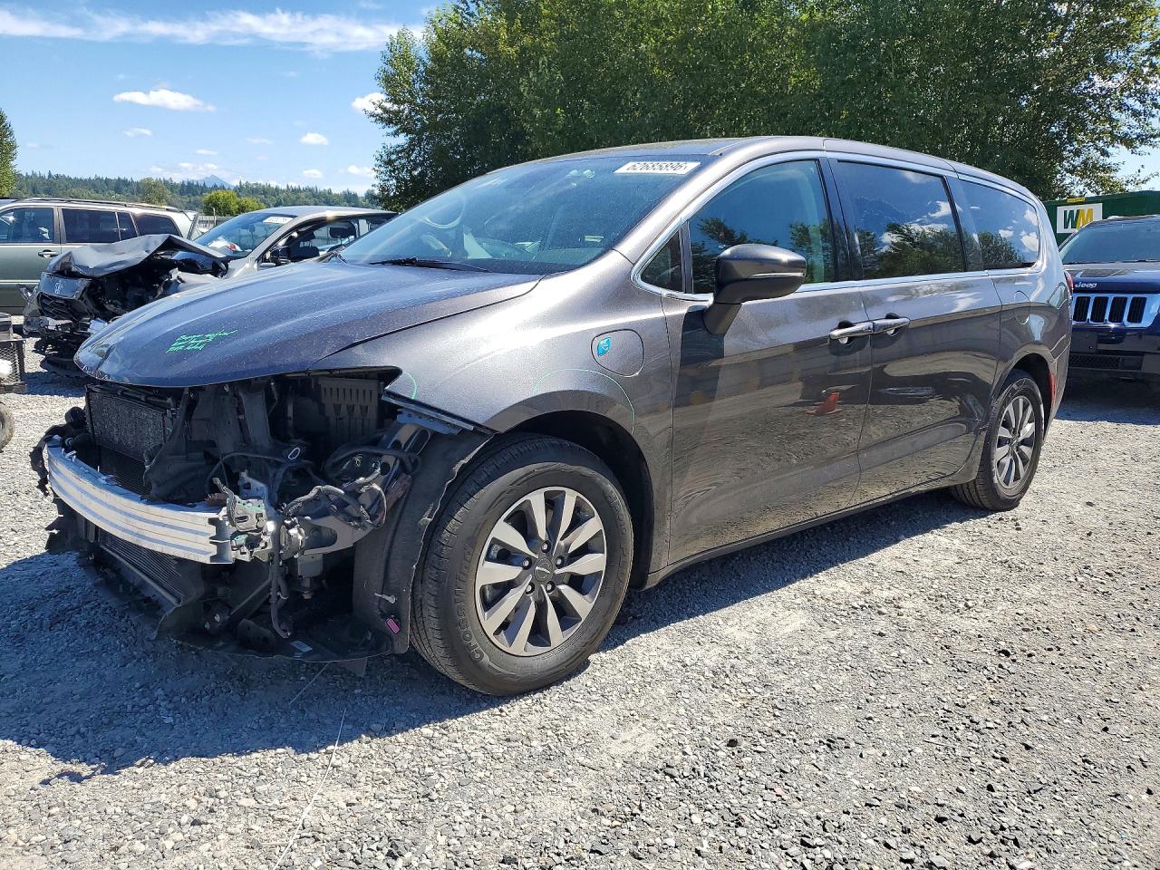 2C4RC1L7XPR542123 · 2023 CHRYSLER PACIFICA